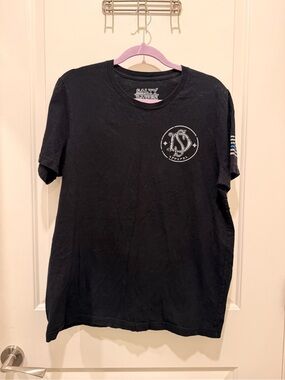 Salty Dawgs Apparel Mobile Tune-Up Services Graphic T-
Shirt Black Large